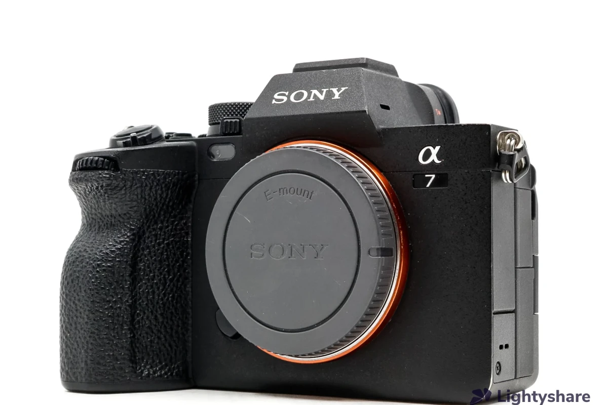 Location Sony Alpha 7 IV - Lightyshare