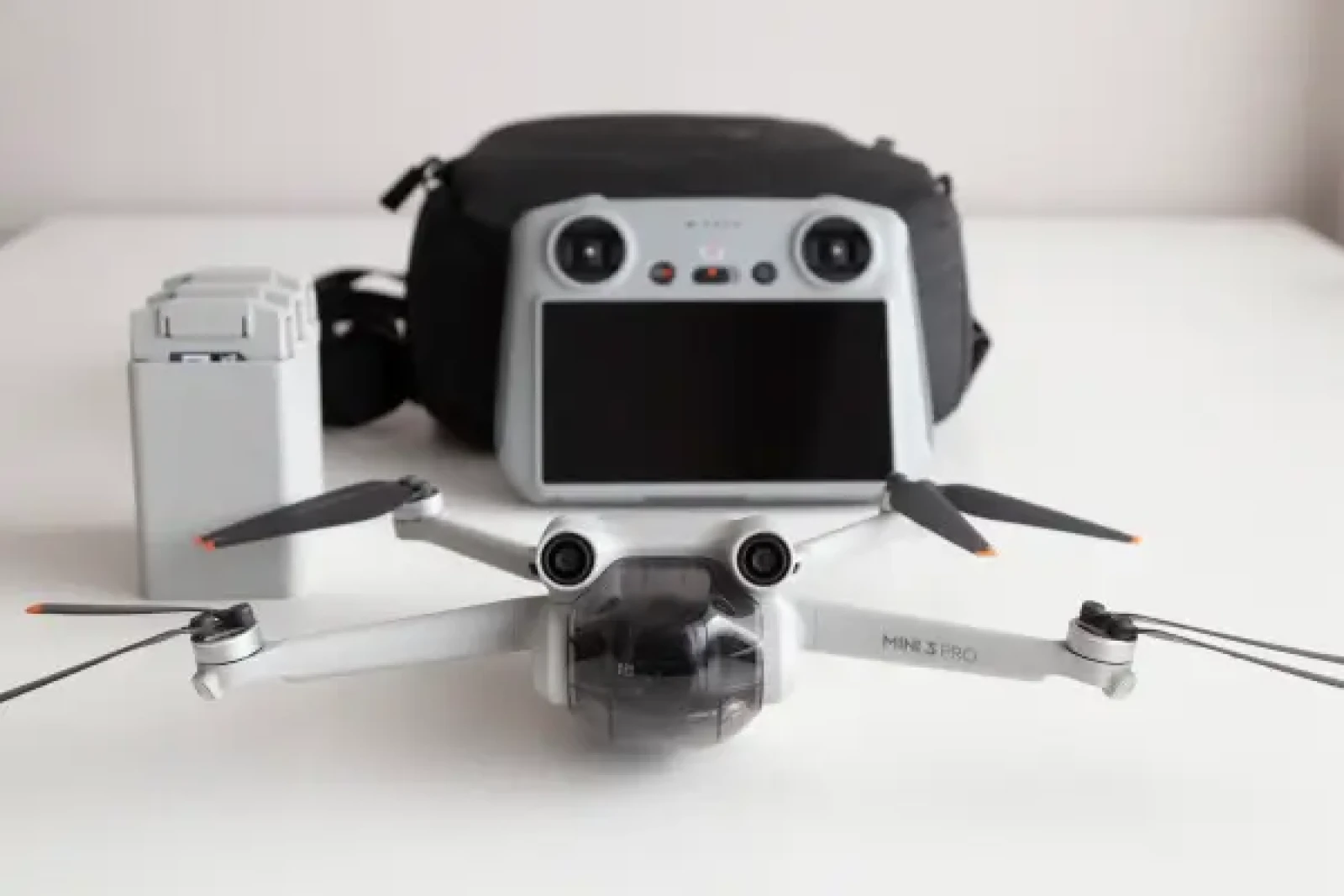 DJI Mini 3 Pro - Photo 2 sur 2