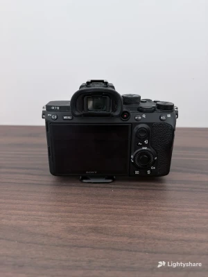 Location Sony Alpha 7 III (A73)