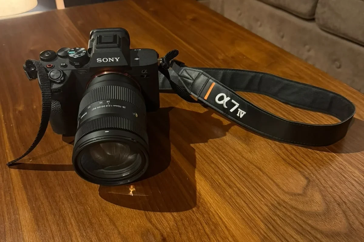 Location Sony Alpha 7 IV (A74) - Lightyshare