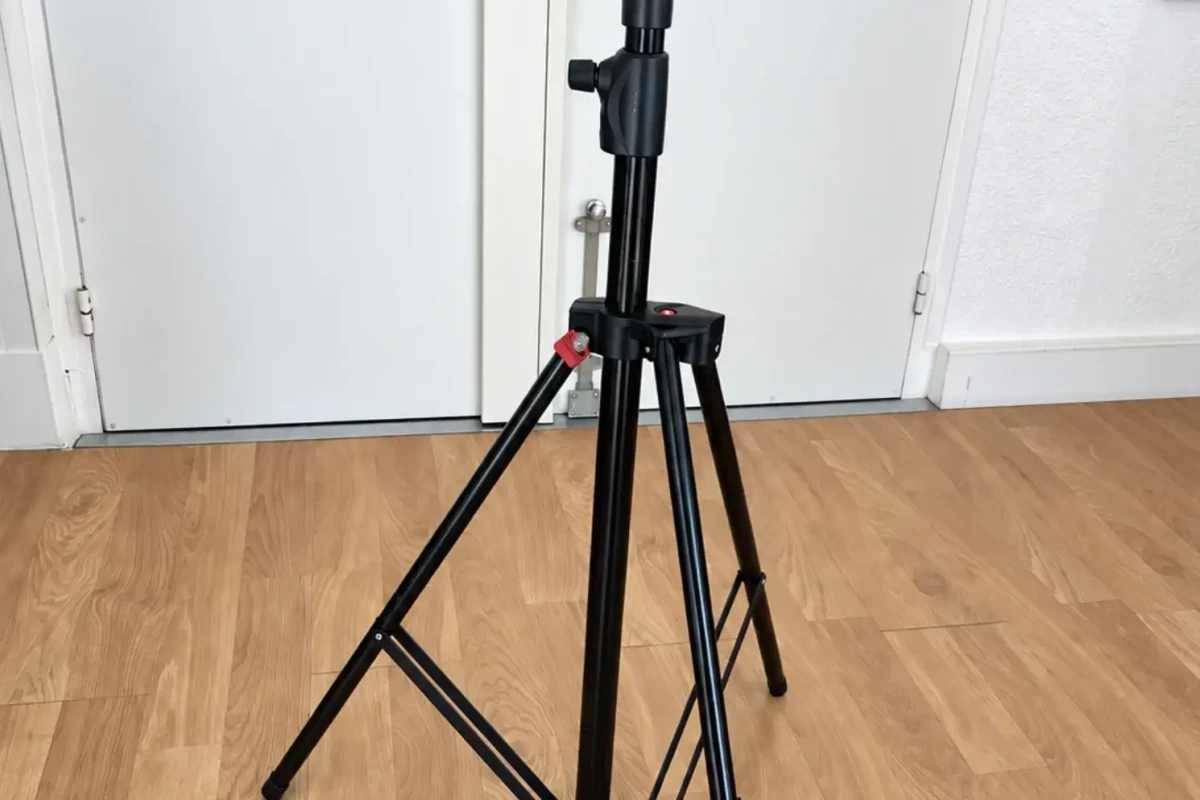 Location Manfrotto Pied lumière alu 1004BAC 366 cm - Lightyshare