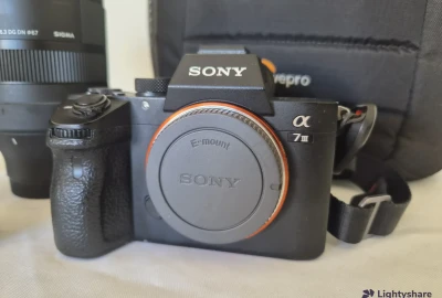 Location Pack Pro Complet : Sony A7 III + Sigma 24-70mm f/2.8 + Sigma 100-400mm | Kit Studio & Terrain