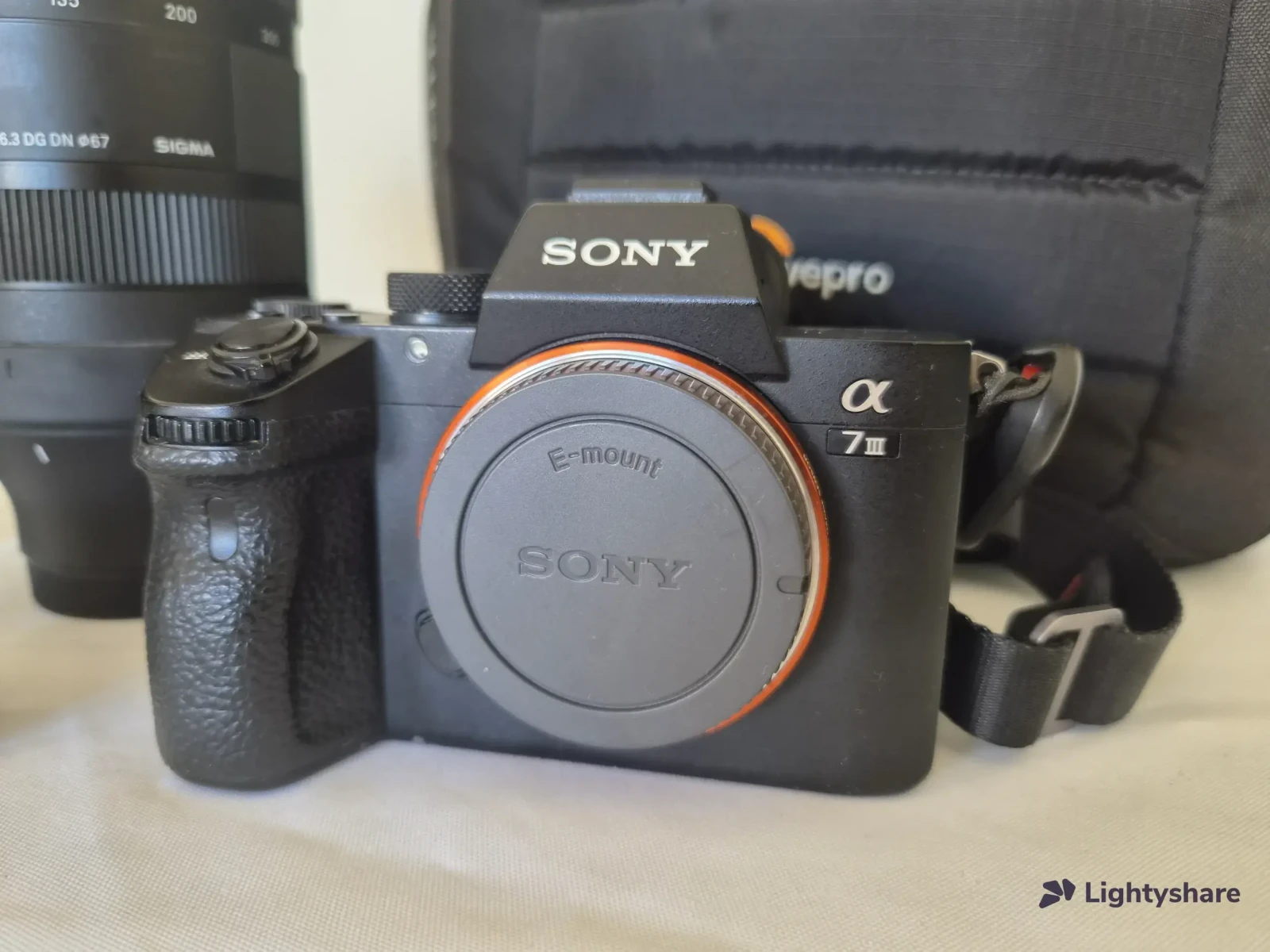 Pack Pro Complet : Sony A7 III + Sigma 24-70mm f/2.8 + Sigma 100-400mm | Kit Studio & Terrain - Photo 2 sur 3