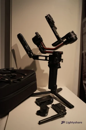 Rent DJI RS2 Pro Combo