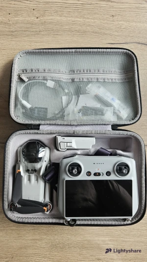 Rent DJI Mini 3