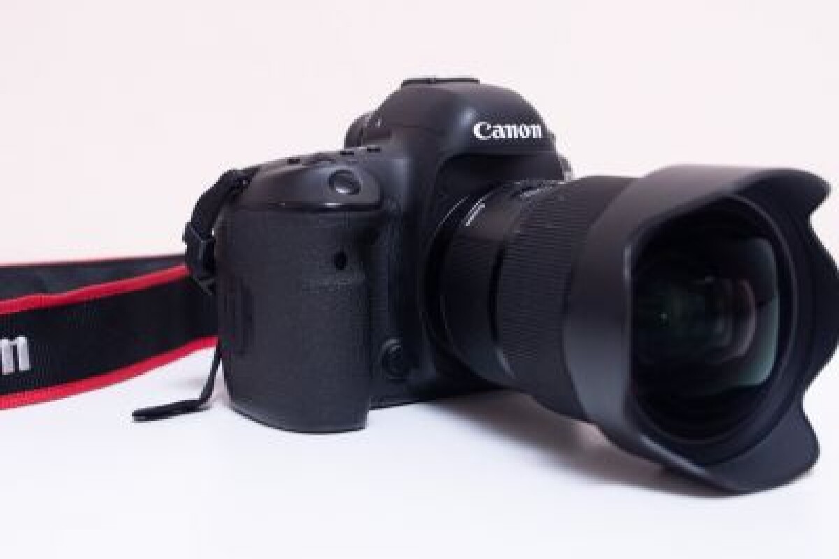 Location Canon 5D mark IV + Sigma 20mm 1.4 - Lightyshare