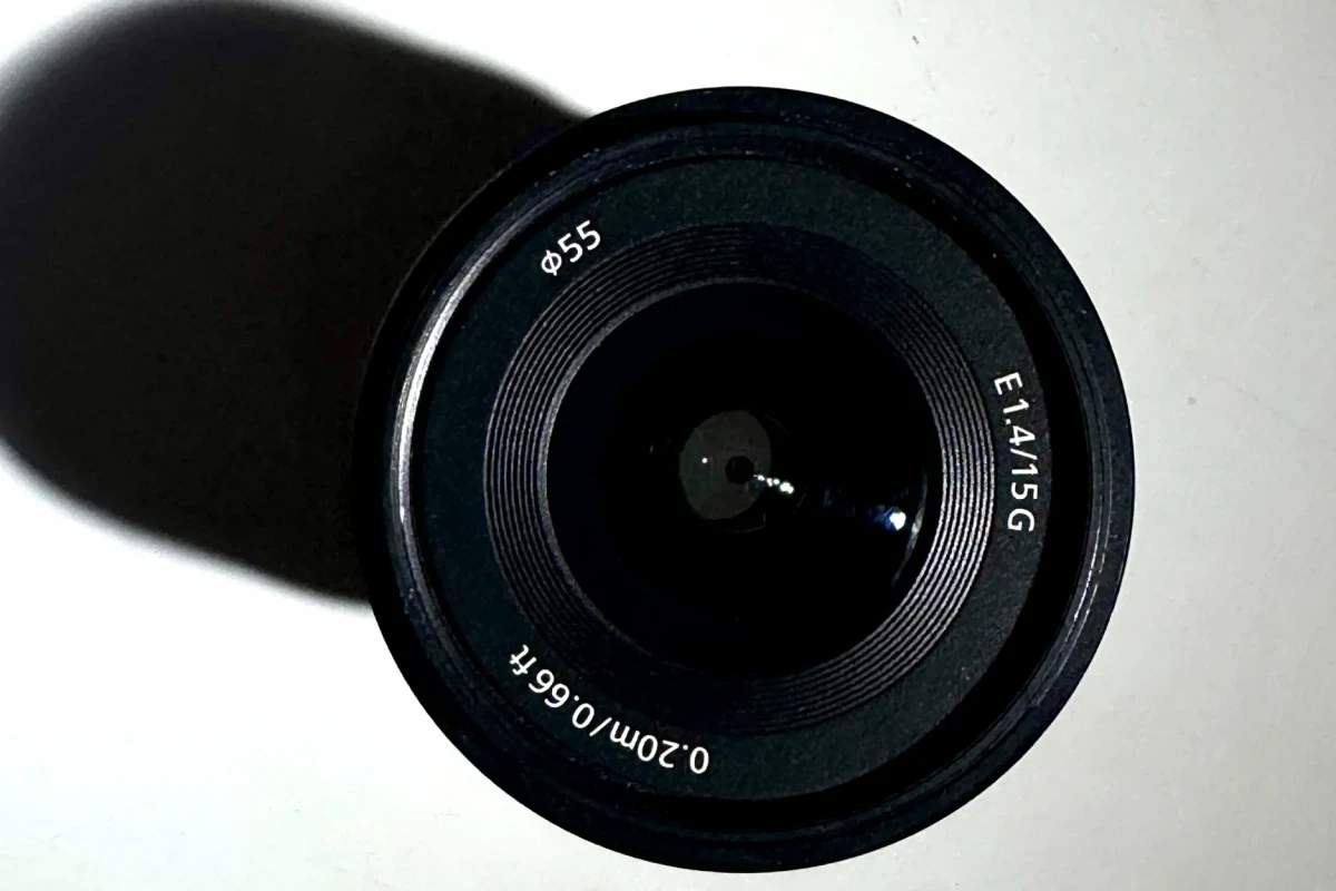 Location Sony E 15mm F1.4 G - Lightyshare