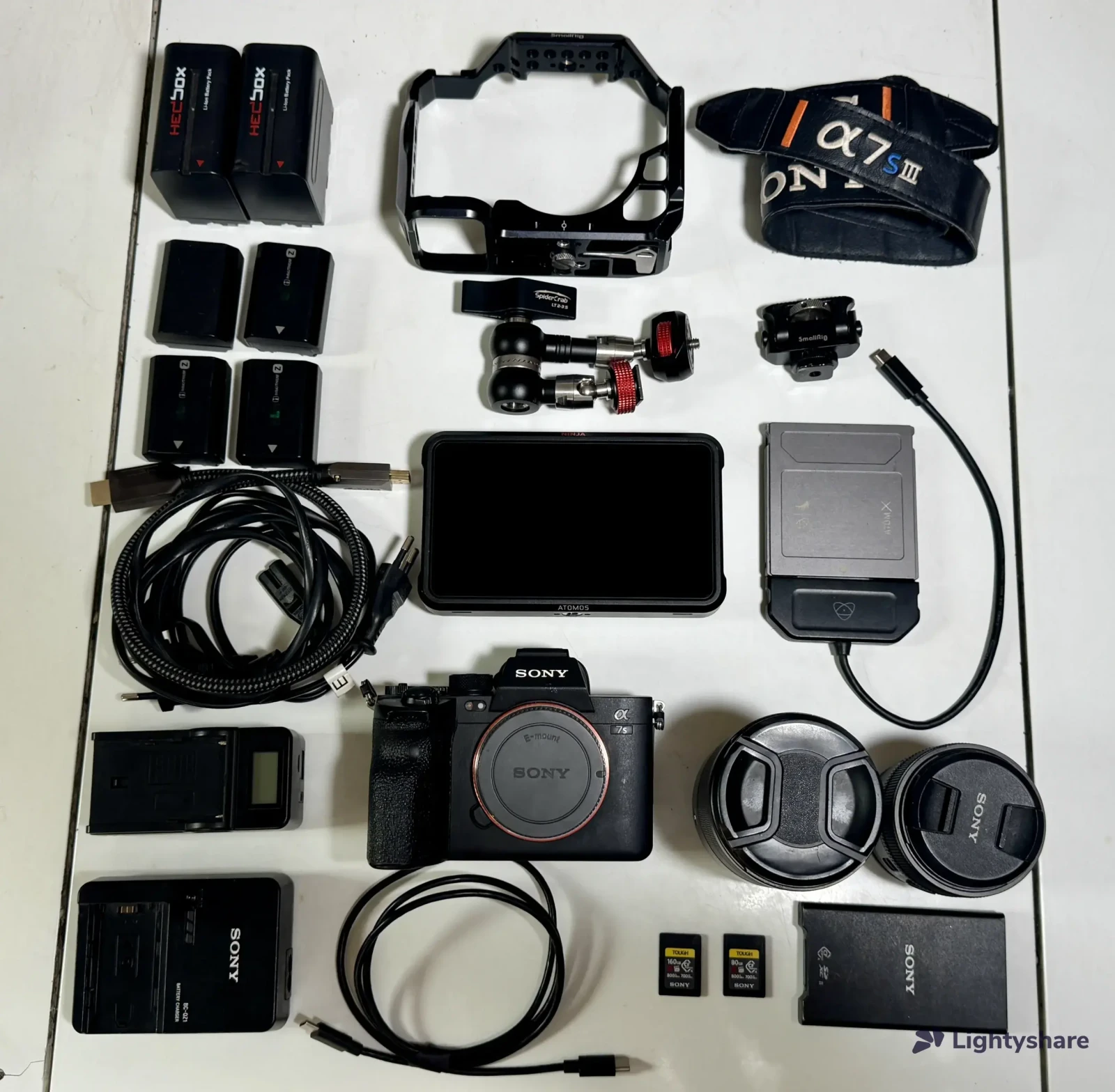 Kit Caméra, 2 objectifs et moniteur : Sony Alpha 7S III + Zeiss 24-70 f/4 + Sony 15 mm f/1.4 + Atomos Ninja V - Photo 1 sur 3