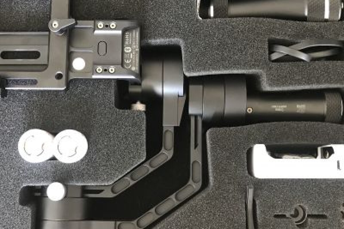 Location Stabilisateur Zhiyun Crane V2 - Lightyshare