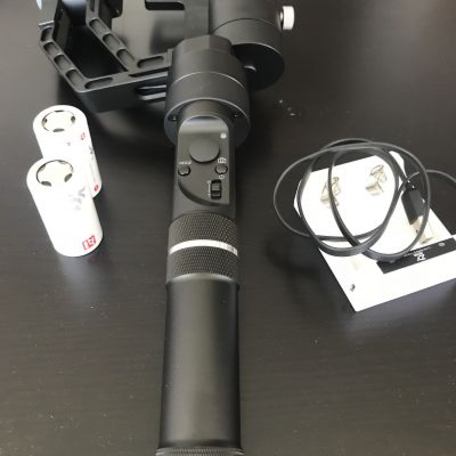 Stabilisateur Zhiyun Crane V2 - Photo 3 sur 3