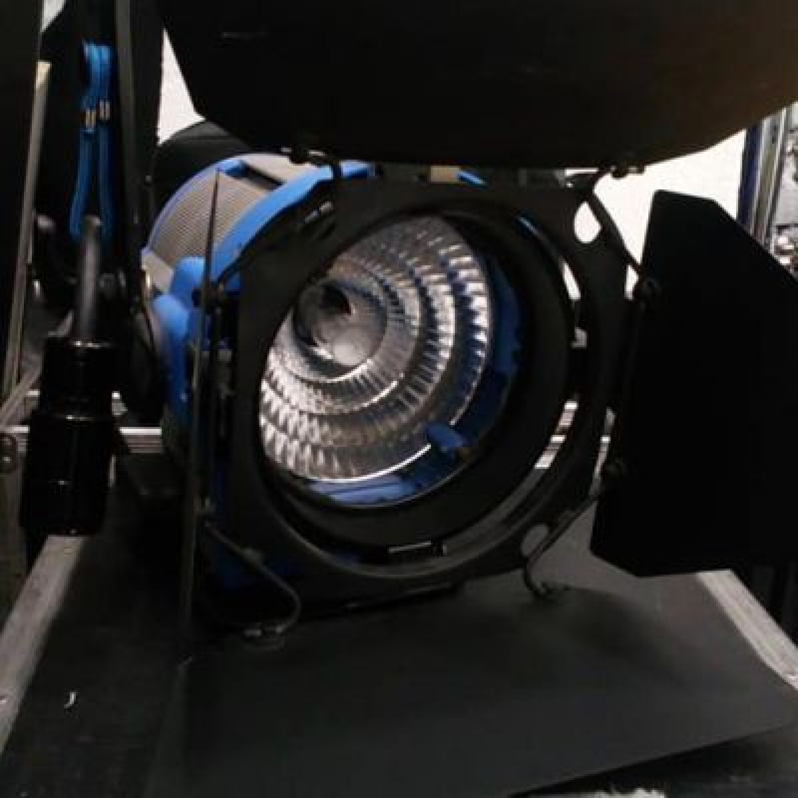 HMI ARRI M8 - Photo 2 sur 4