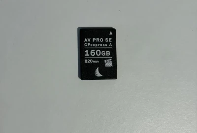 Location Pack FX30 + Objectif + Batteries + Carte CF 160GO