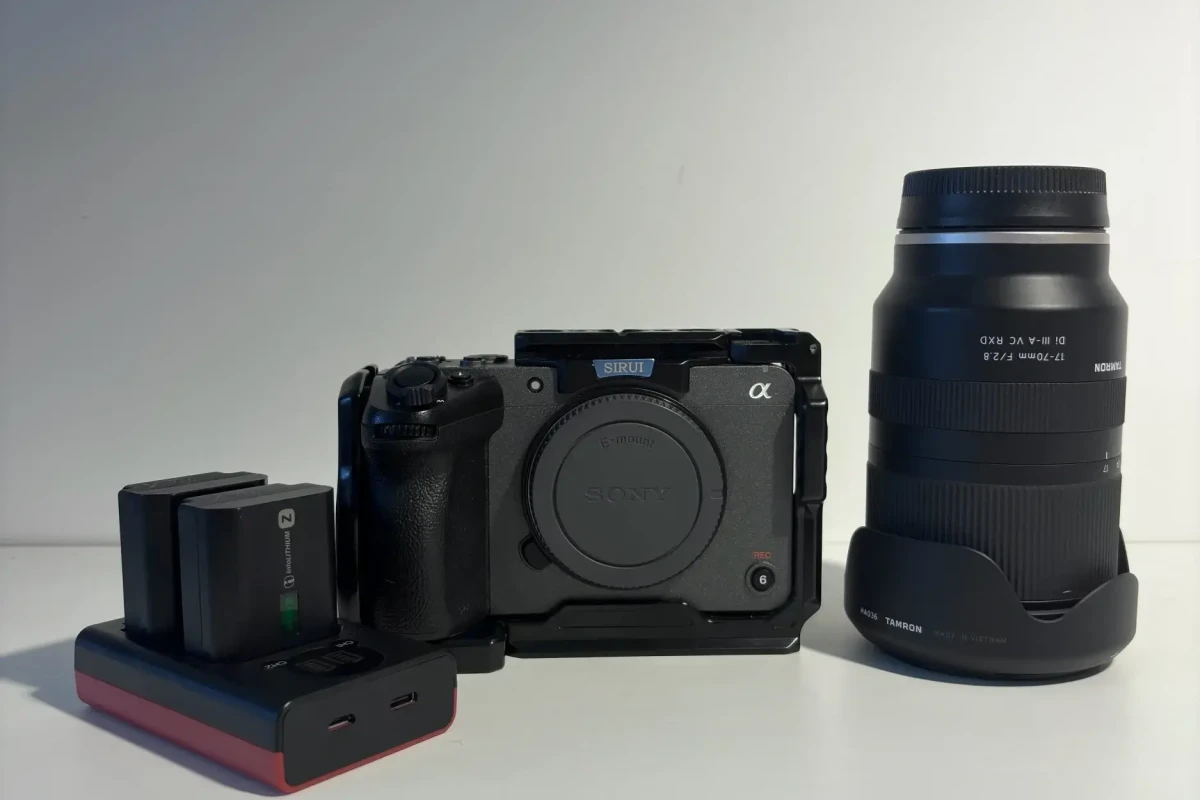 Location Pack FX30 + Objectif + Batteries + Carte CF 330Go - Lightyshare