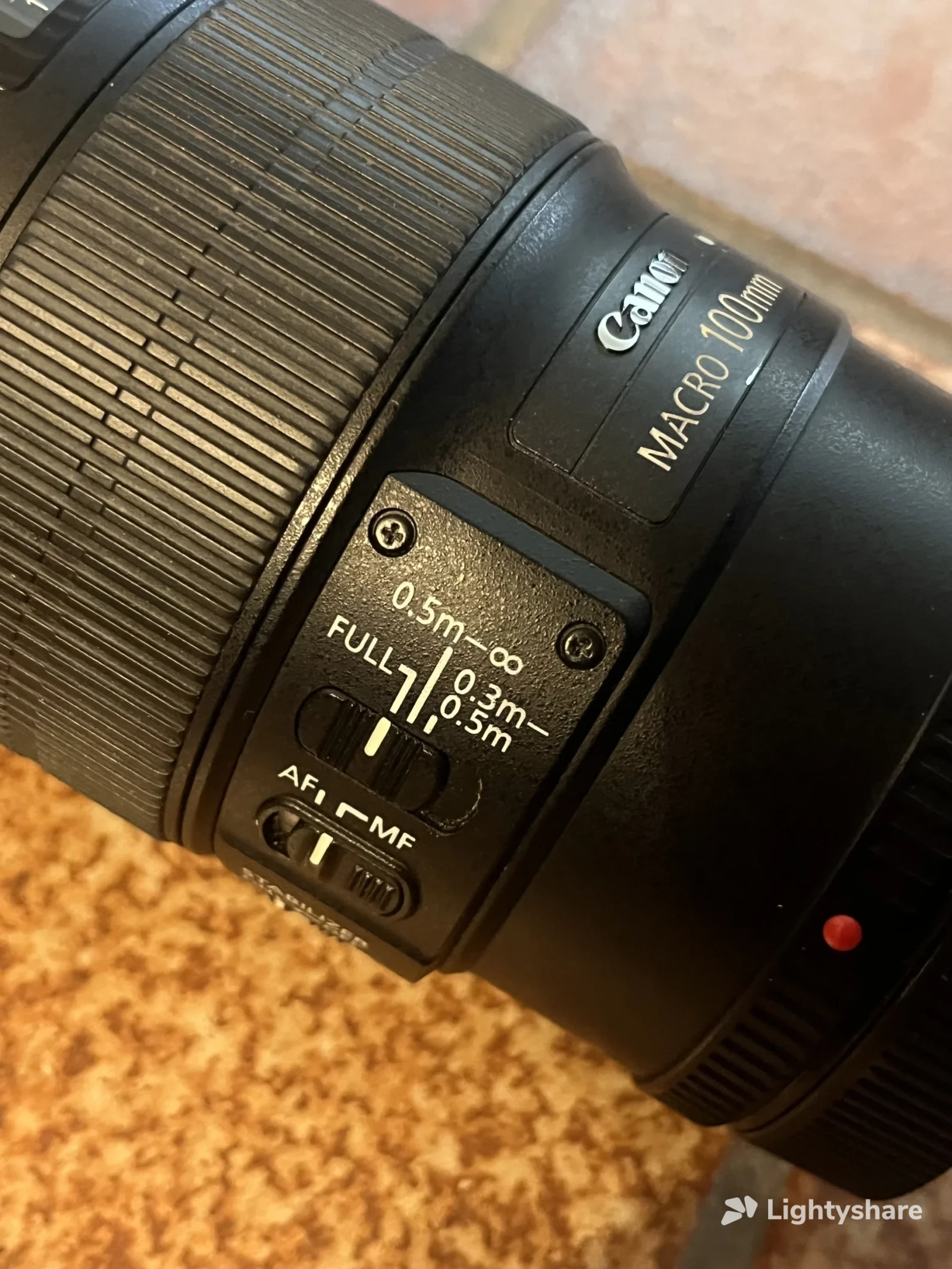 Canon EF 100mm f/2.8L Macro IS USM - Photo 2 sur 4