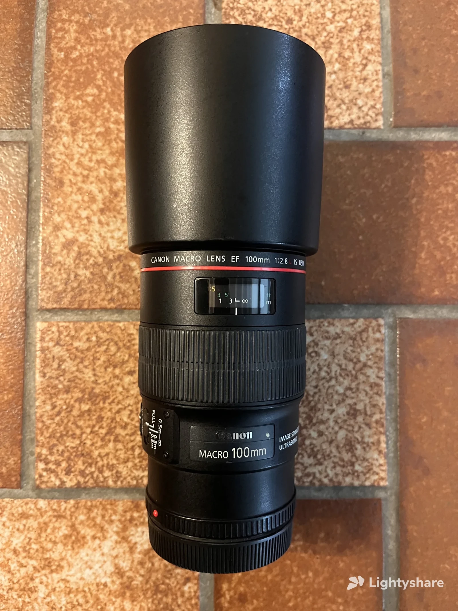 Canon EF 100mm f/2.8L Macro IS USM - Photo 1 sur 4