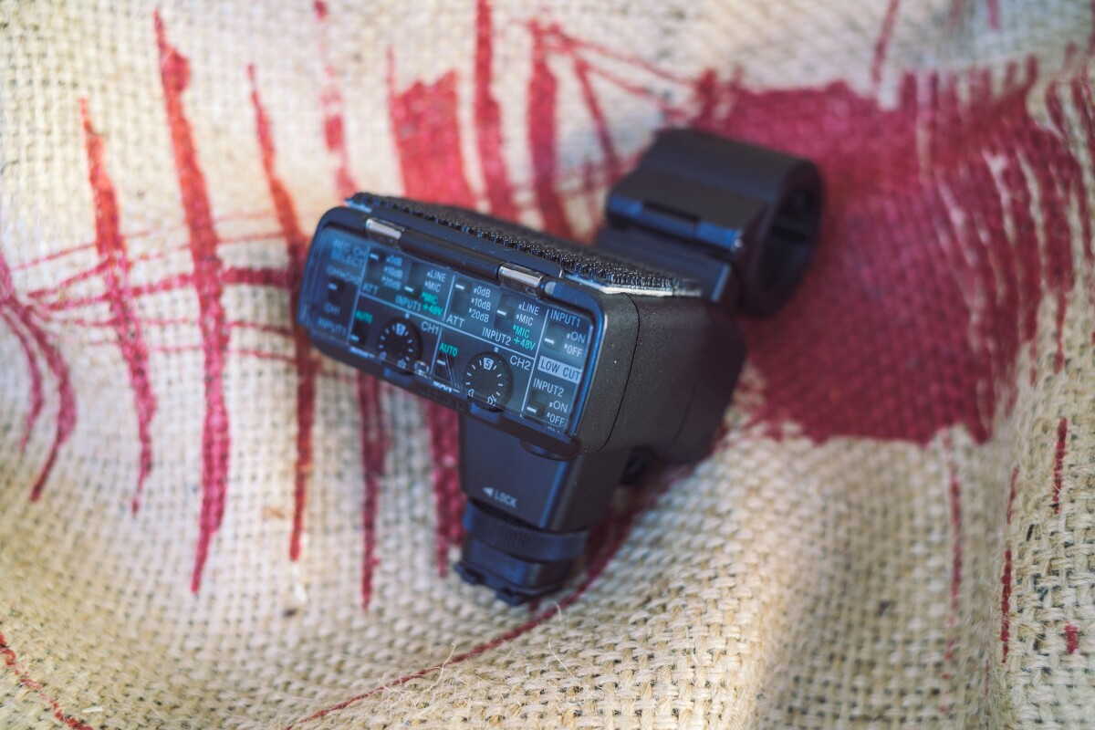 Location Sony XLR-K2M - Lightyshare