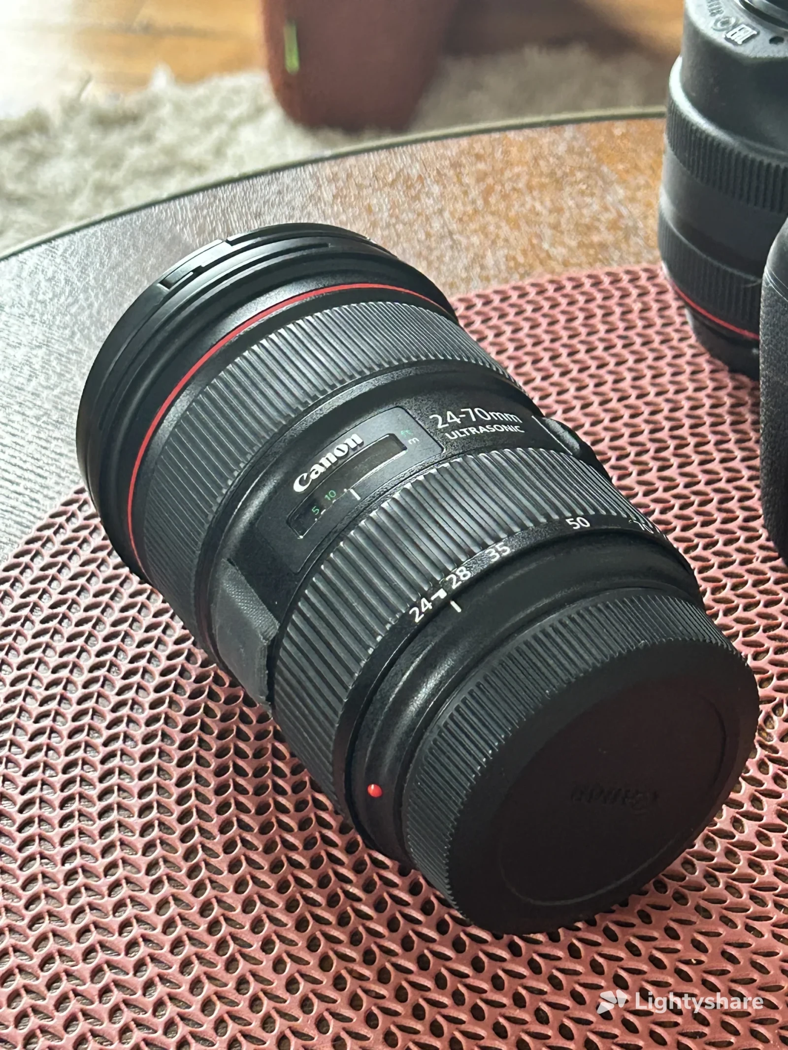 Canon EF 24-70mm f/2.8L II USM - Photo 3 sur 3