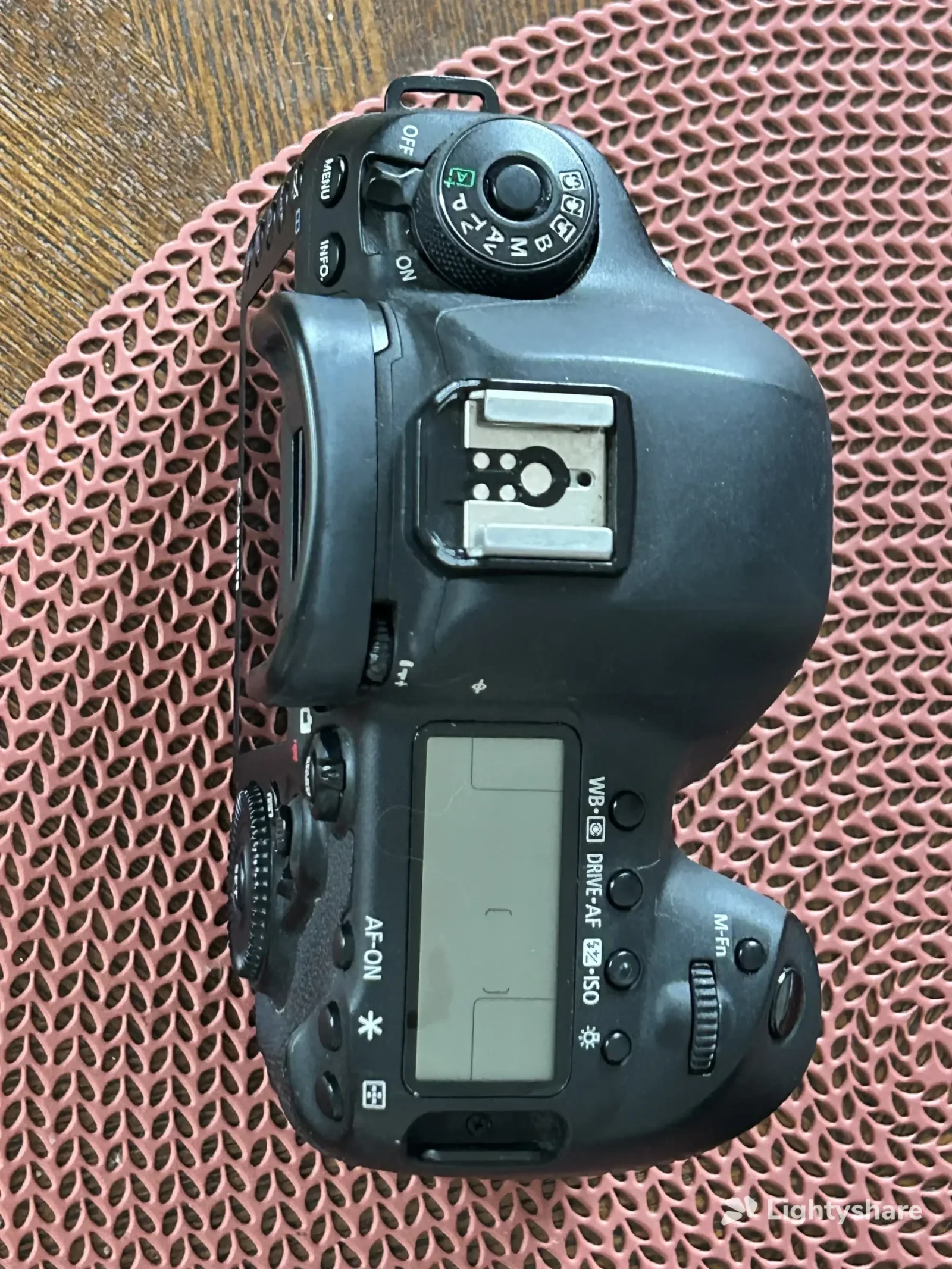 Canon 5D Mark IV - Photo 3 sur 4