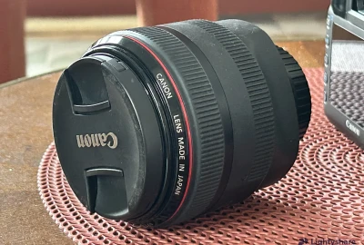 Location Canon EF 85mm f/1.2L II USM