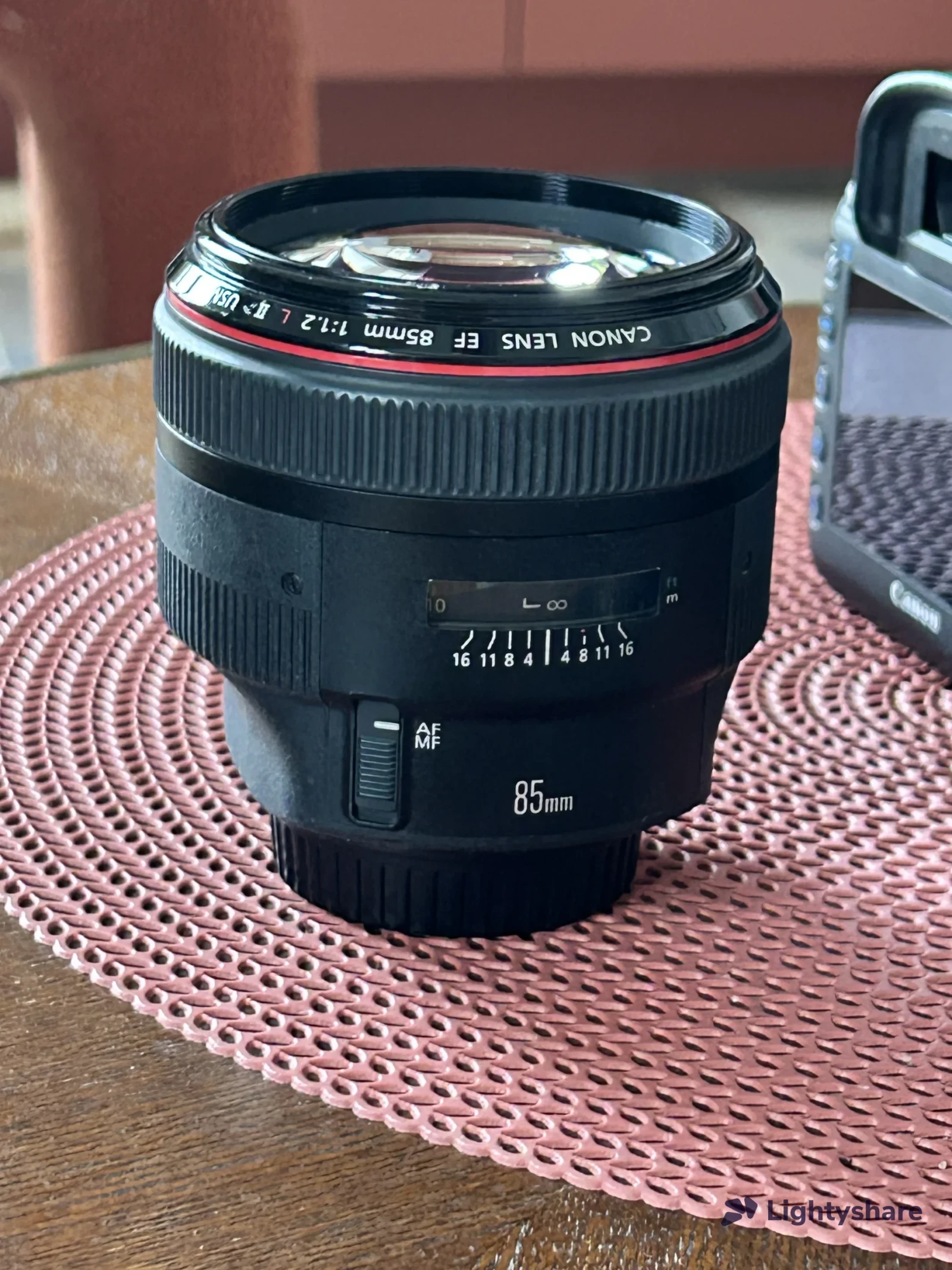 Canon EF 85mm f/1.2L II USM - Photo 3 sur 3