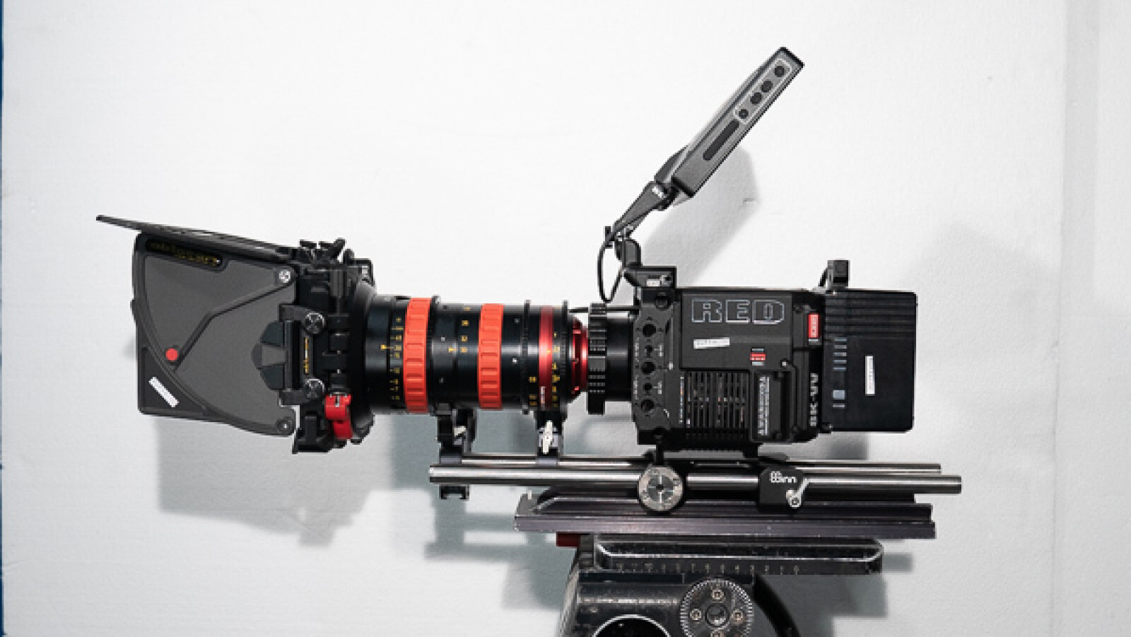 Pack V-Raptor + Angénieux Optimo DP 16-42mm & 30-80mm - Photo 2 sur 2