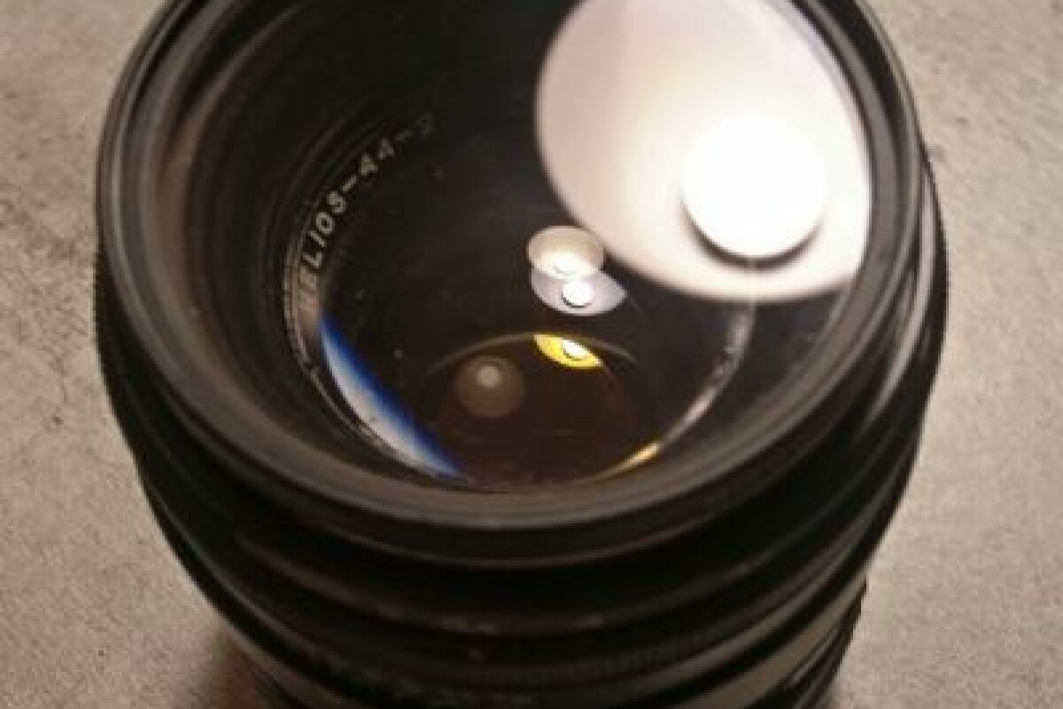 Location Helios 44-2 (58mm F/2) - Objectif Vintage - Lightyshare