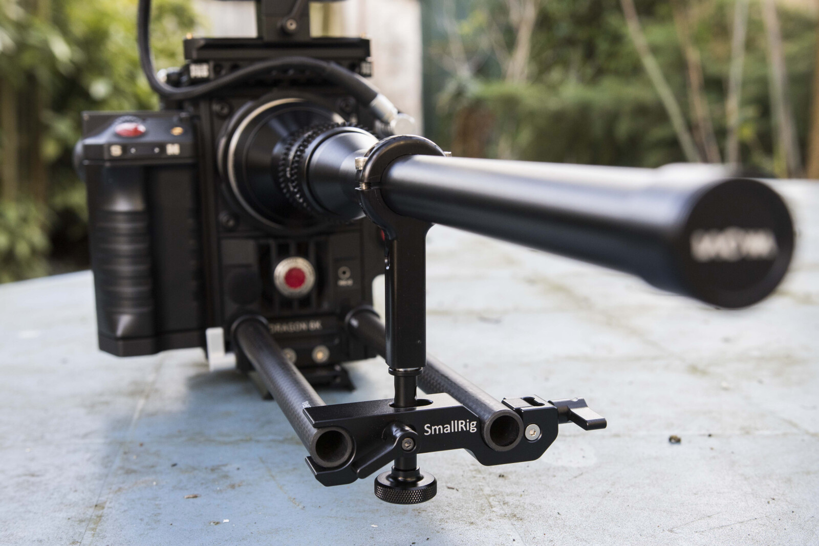 LAOWA 24 mm Probe Macro f/14 - Monture EF (Cine version) - Custom support  - Photo 2 sur 5