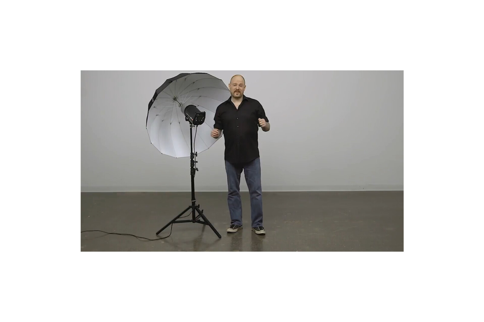 KUPO Medium Baby Kit Stand - KUKS141211 (pied lumière - charge max 10 kgs) - Photo 4 sur 4