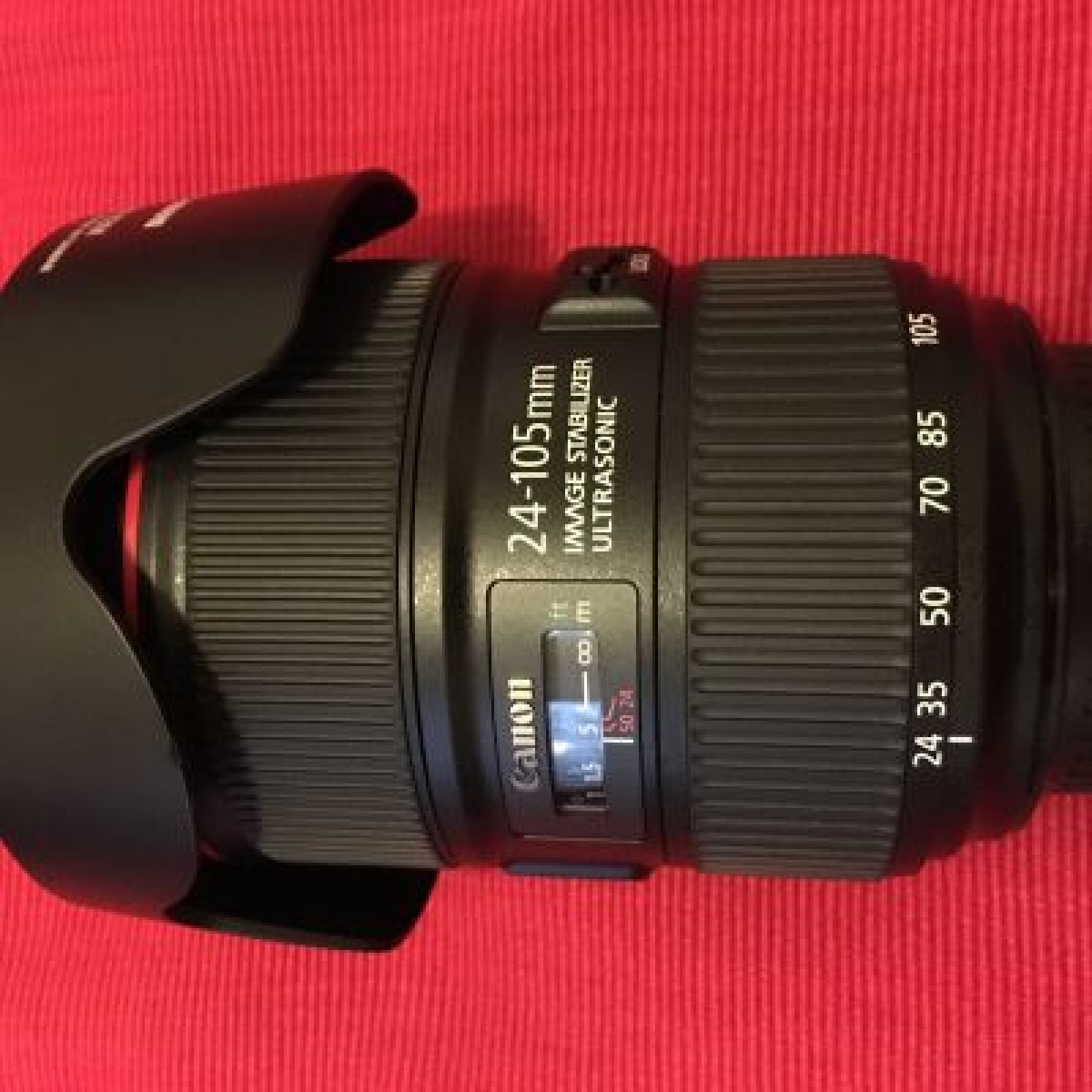 Zoom Canon EF 24-105mm - Photo 1 sur 2