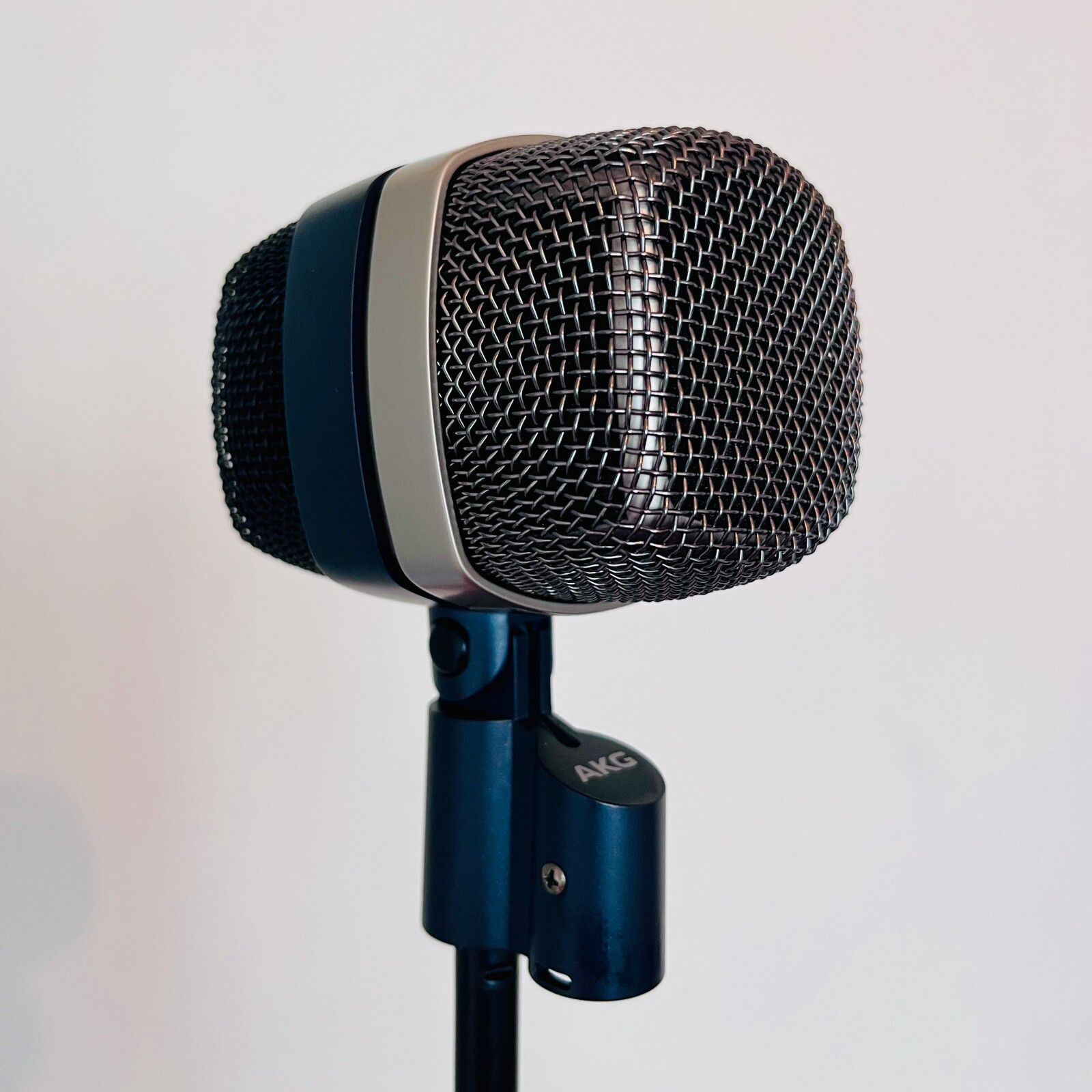 AKG D12VR - Photo 1 sur 1