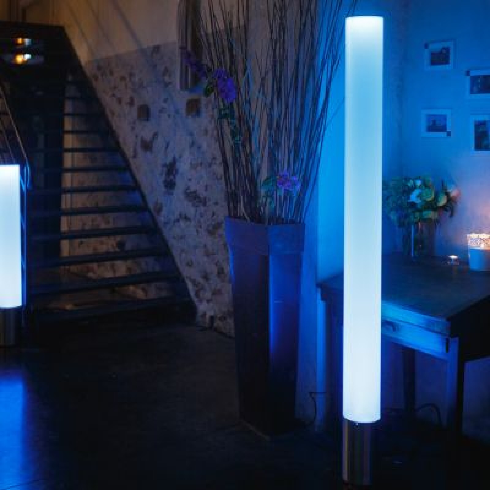 LICIALED - Projecteur boite ambre pour tube diffusant - LED RGBW colonne - Photo 1 sur 5