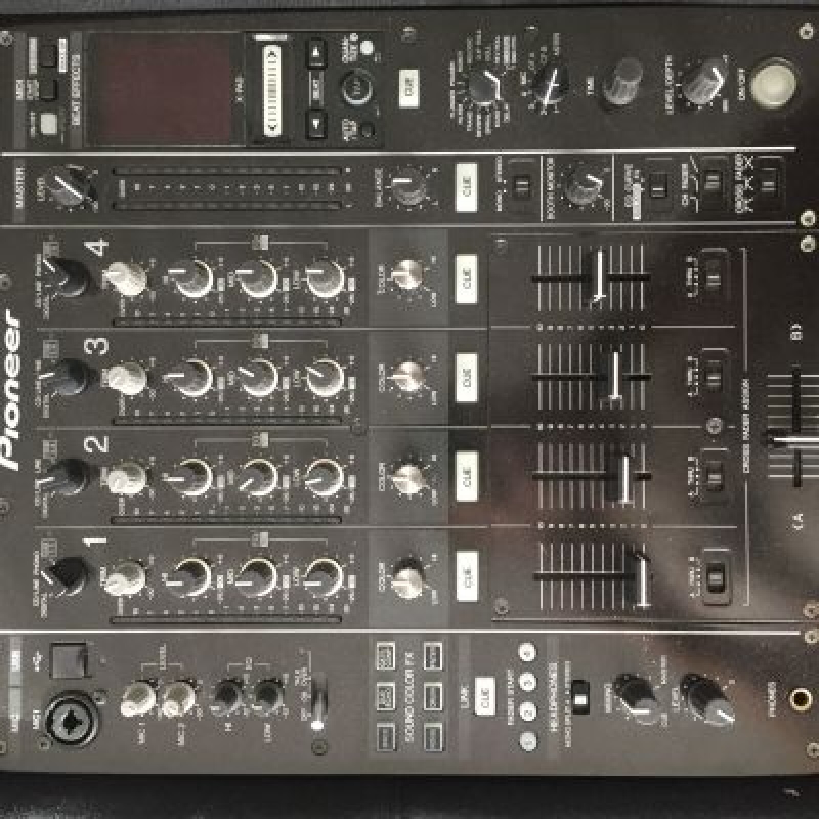 Table de mixage DJ DJM 900 NEXUS - Photo 4 sur 4