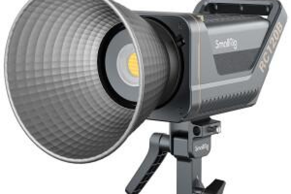 Location COB RC 120 B SMALLRIG  - Lightyshare