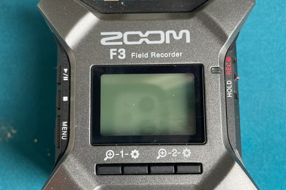 Location Zoom F3 - Lightyshare