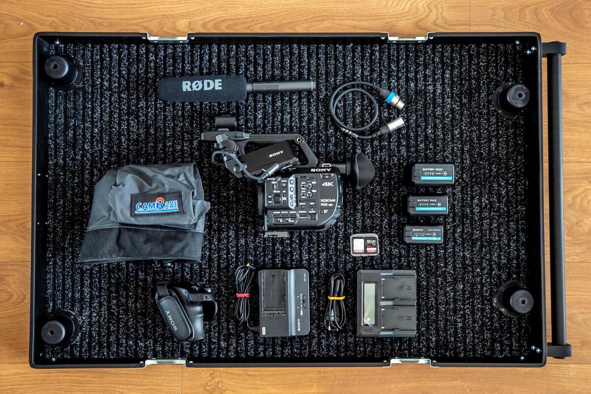 Location Kit SONY FS5 II & équipements - Prêt à tourner - Lightyshare