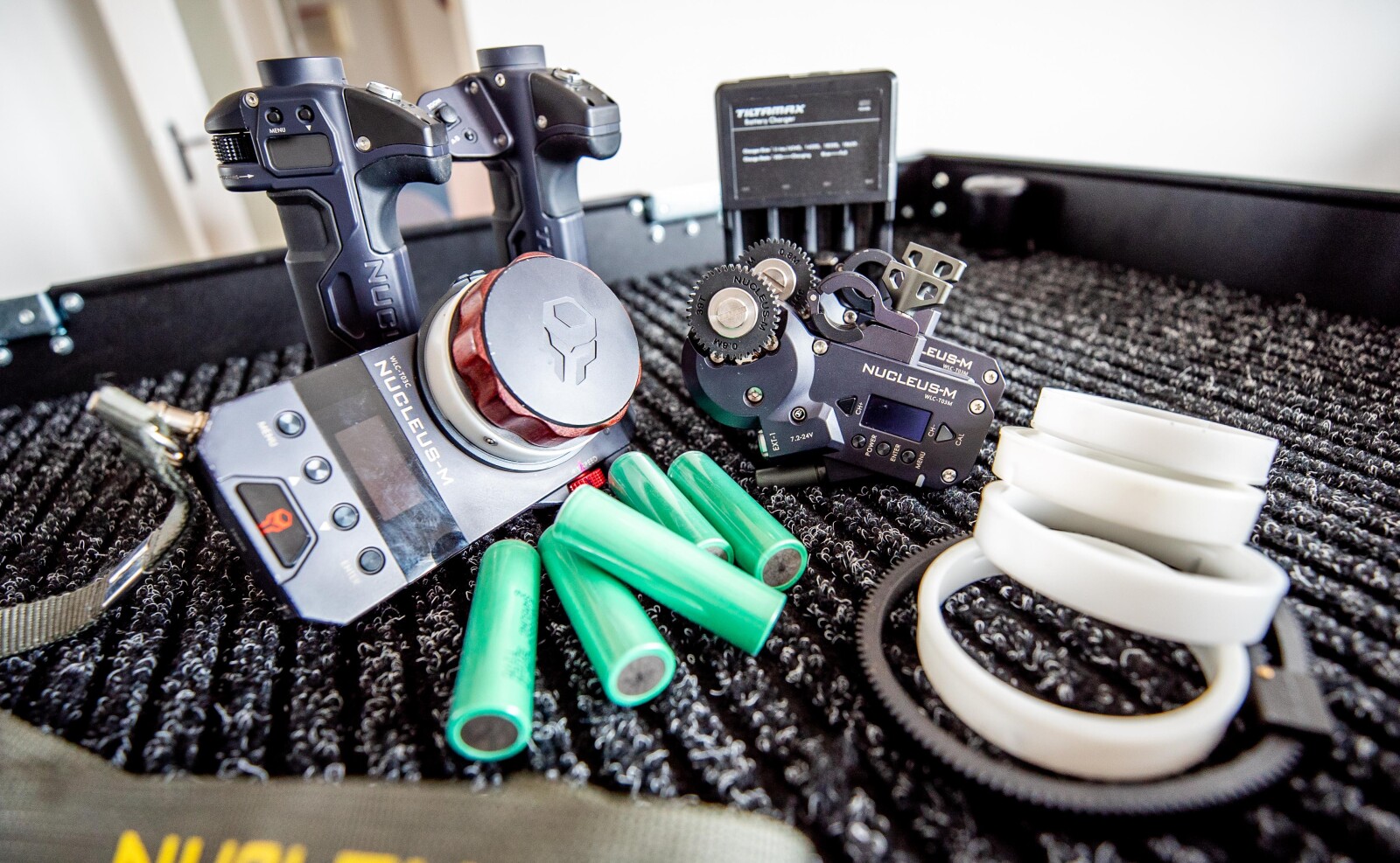 Follow Focus HF - Tilta Nucleus M 2 moteurs - Photo 2 sur 2