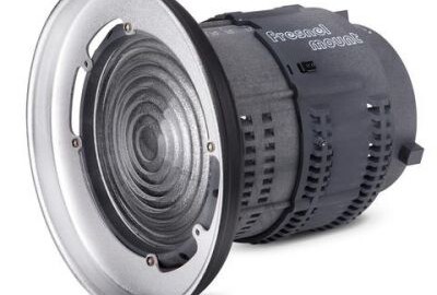 Location Aputure 120D Mark II + Fresnel + Pied