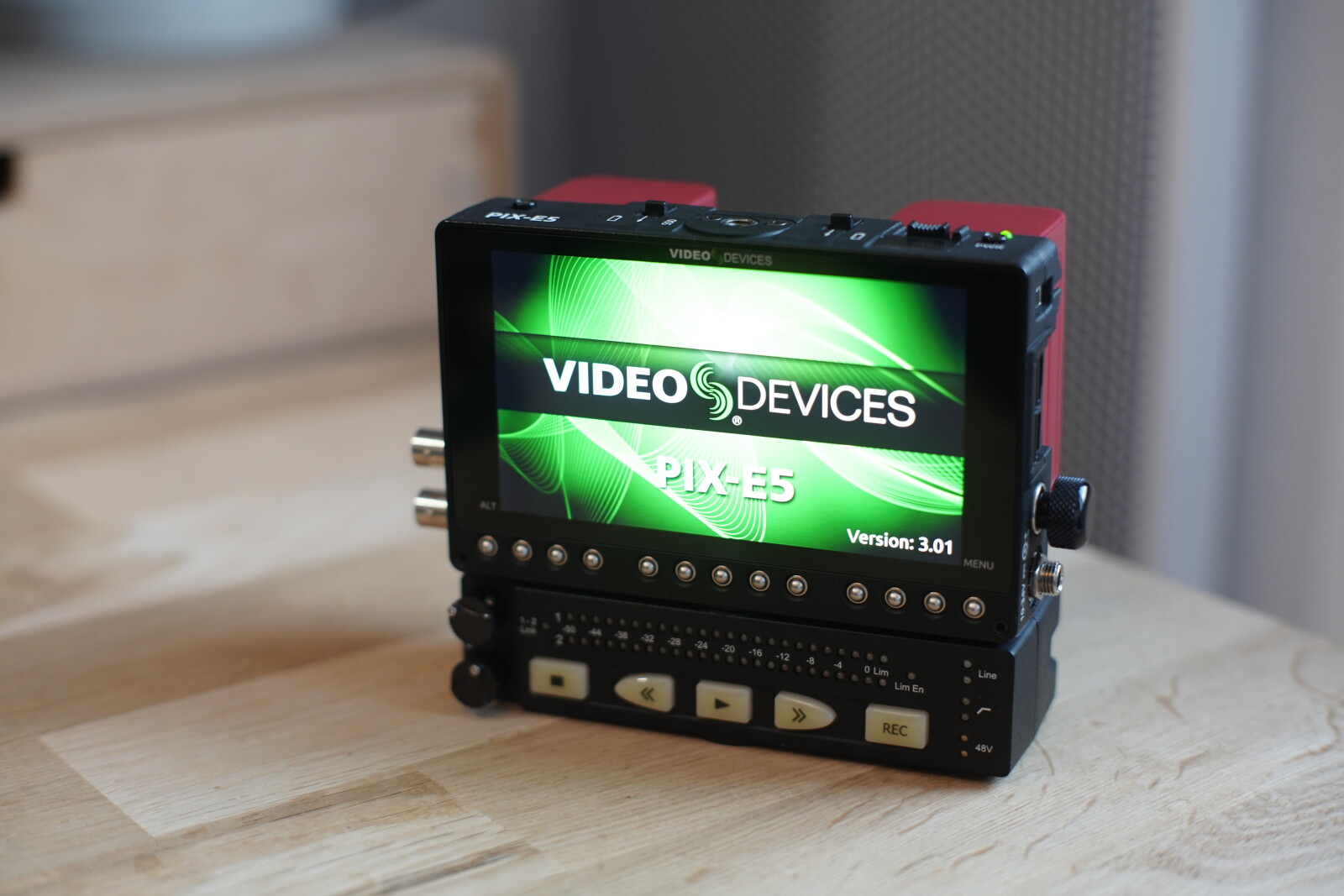 Video Devices PIX-E5 - Photo 3 sur 5