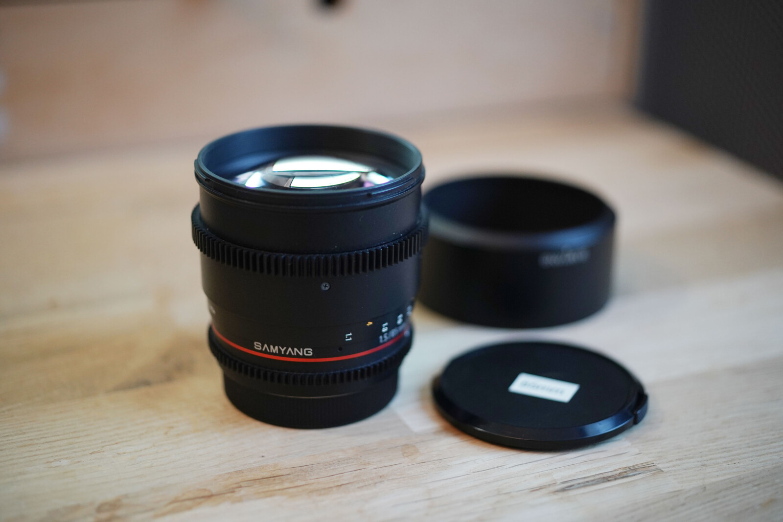 Samyang 85mm T1,5 VDSLR - monture Canon EF - Photo 1 sur 1