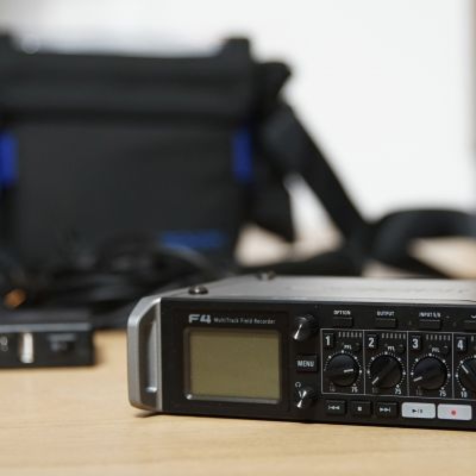 Zoom F4 + batterie - Photo 1 sur 3