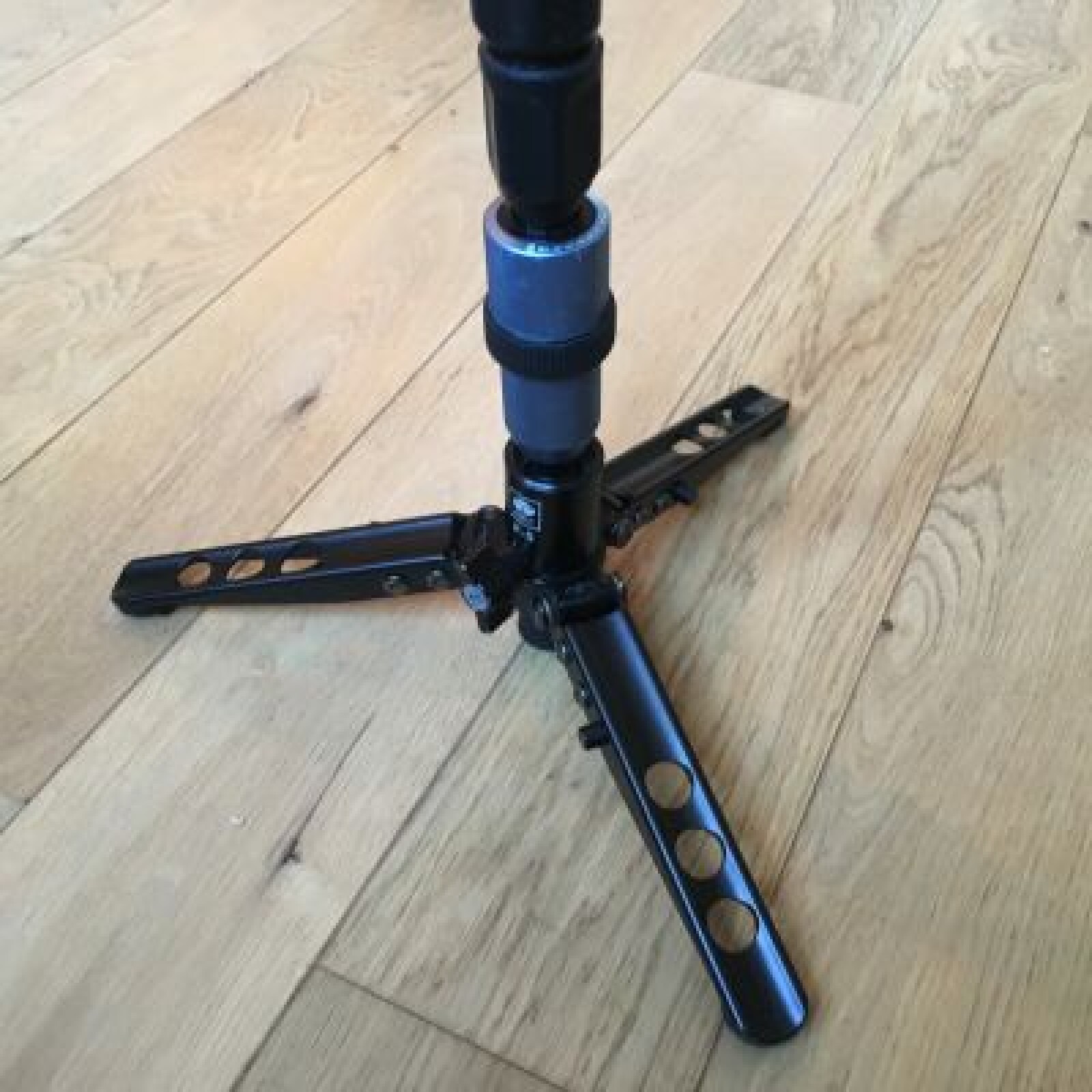 Monopod Sirui aluminium SI-P204S - Photo 4 sur 4
