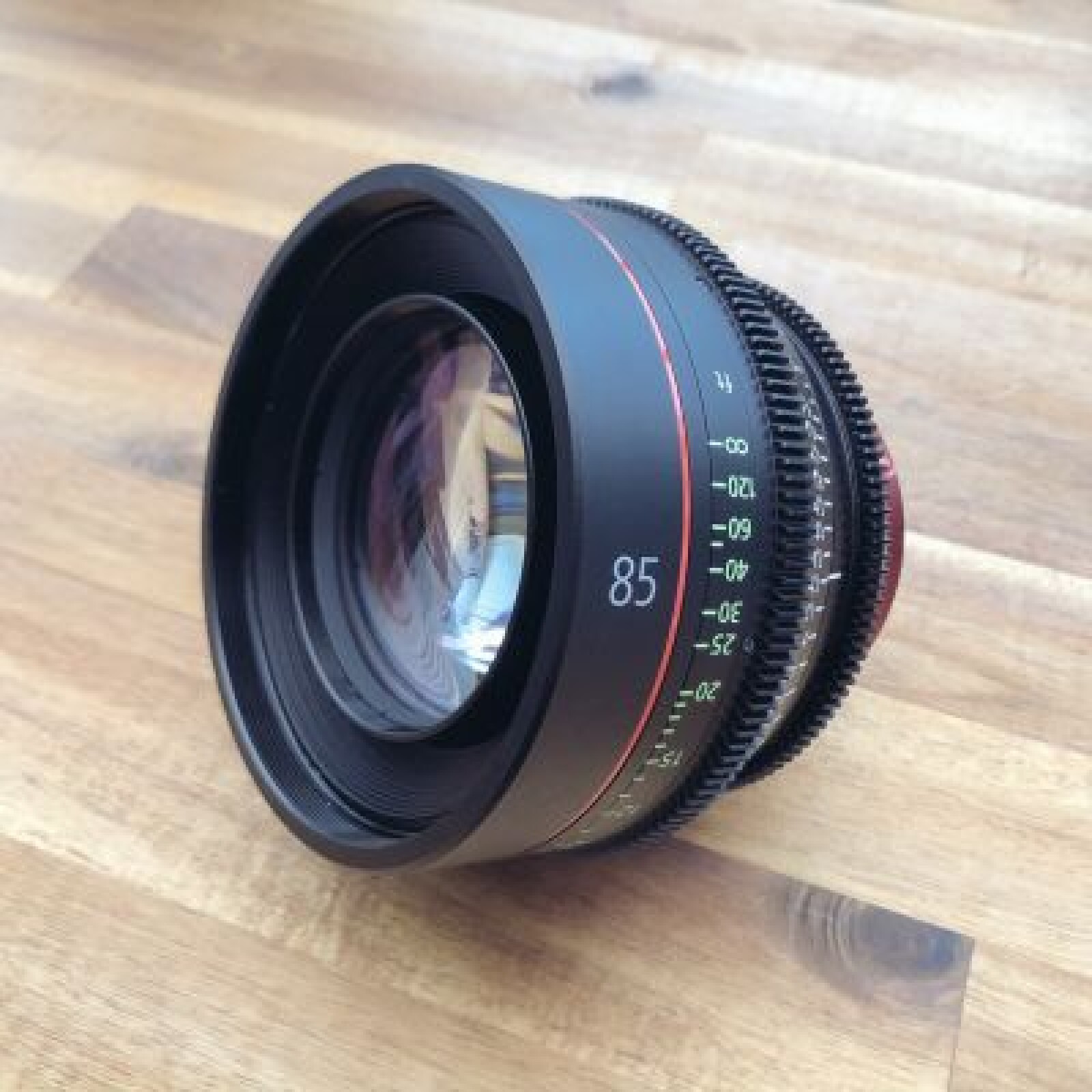 Canon Prime Cine Lens 85mm T1.3 Monture EF – Objectif Prime Cinéma - Photo 1 sur 1