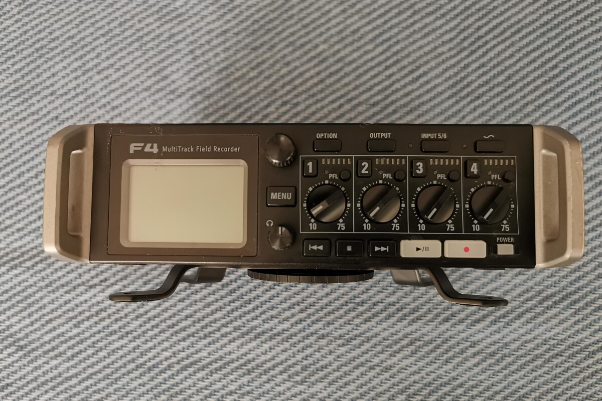 Location Zoom F4 - Kit Enregistreur multipiste audio - Lightyshare