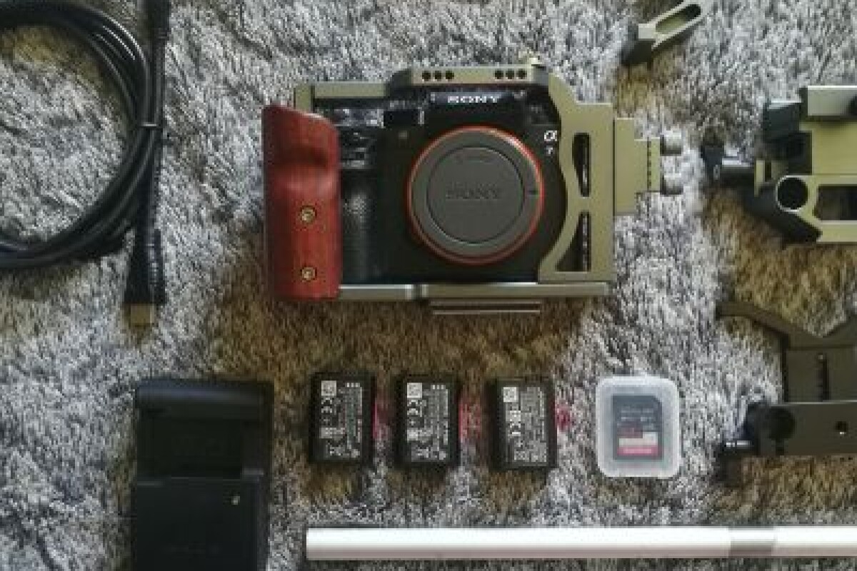 Location Kit Sony a7sII / a7s2 + adaptateur + cage + HDMI - Lightyshare