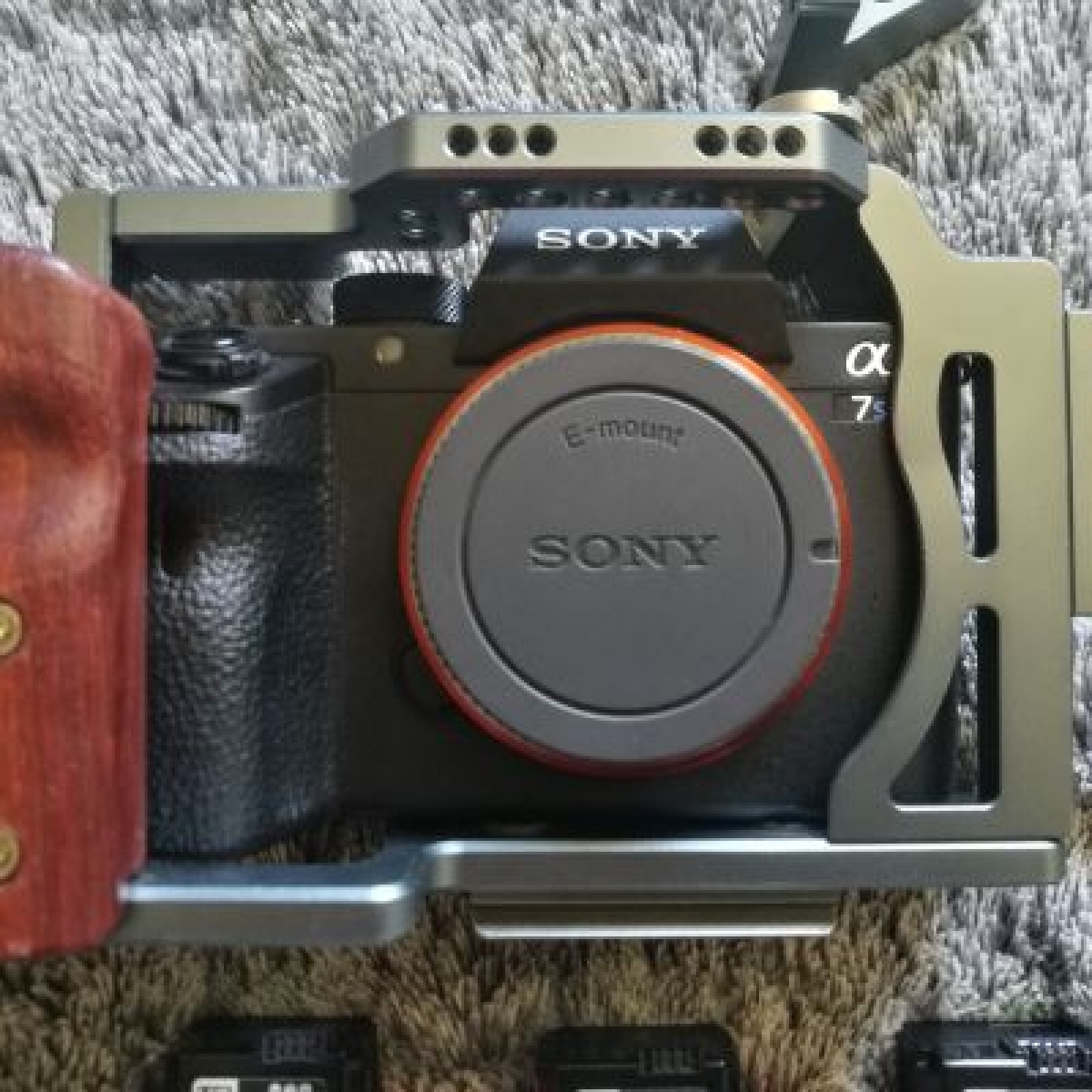 Kit Sony a7sII / a7s2 + adaptateur + cage + HDMI - Photo 3 sur 3