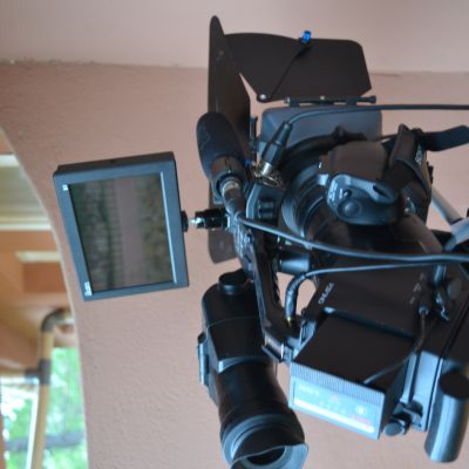ENSEMBLE DE TOURNAGE - Photo 4 sur 5