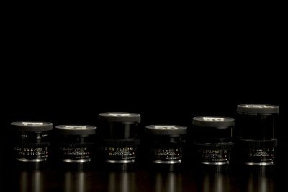 Location Série EF Leica-R Fast-speed set 19/24/28/35/50/80/135 - Lightyshare