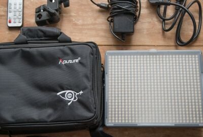 Location Kit de 3x lumière Aputure (Lightstorm LS 1S + 2 x HR 672C)