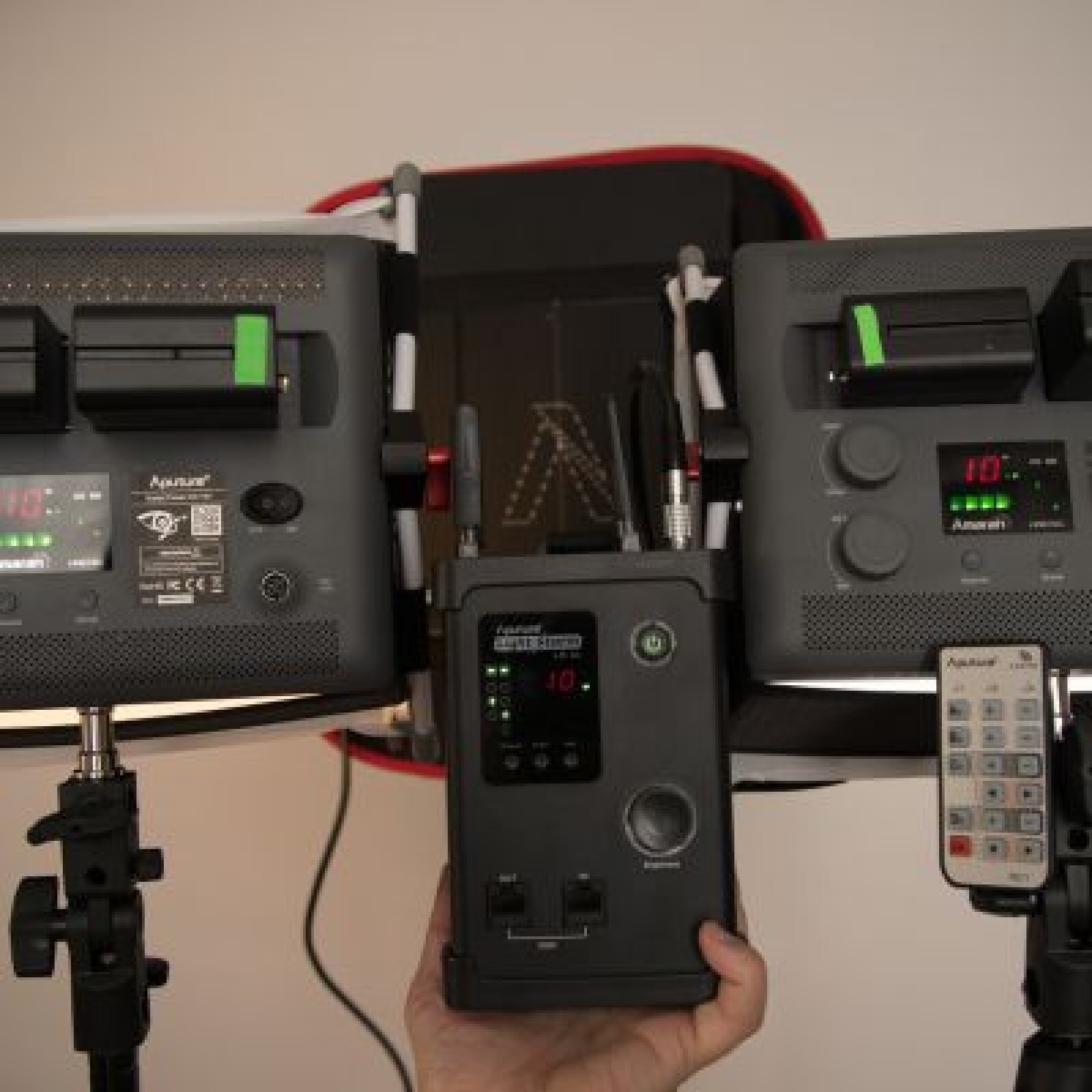 Kit de 3x lumière Aputure (Lightstorm LS 1S + 2 x HR 672C) - Photo 1 sur 4