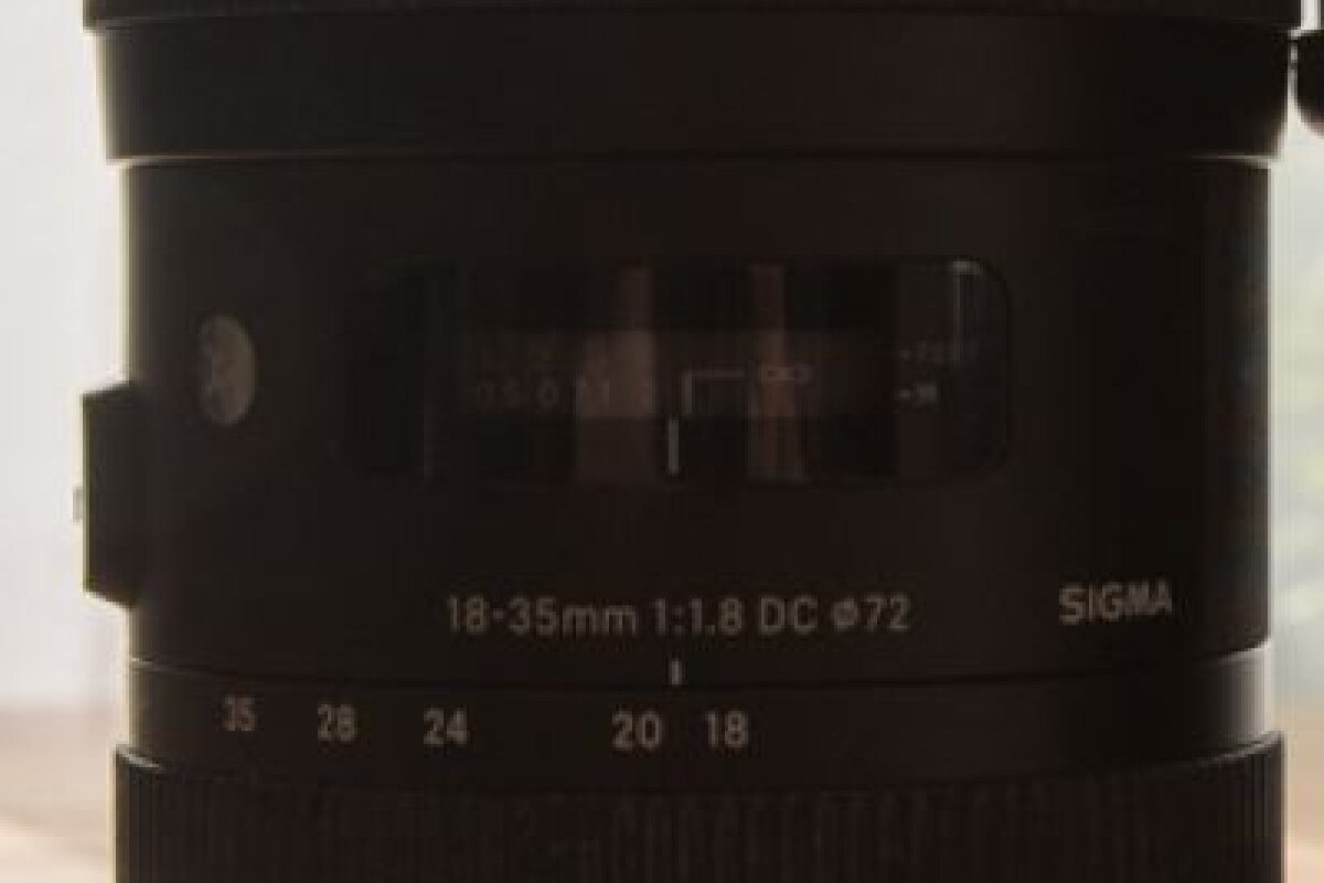 Location Sigma 18-35mm f/1.8 DC HSM Art Lens, monture EF - Lightyshare